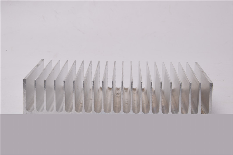 電子散熱器的排熱構件怎么各自解決？